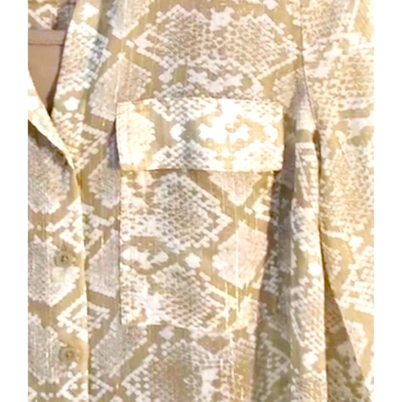 Dana Buchman Taupe,Beige & White Sparkly Snake Print Blouse & Attached Cami, XS - Picture 4 of 12